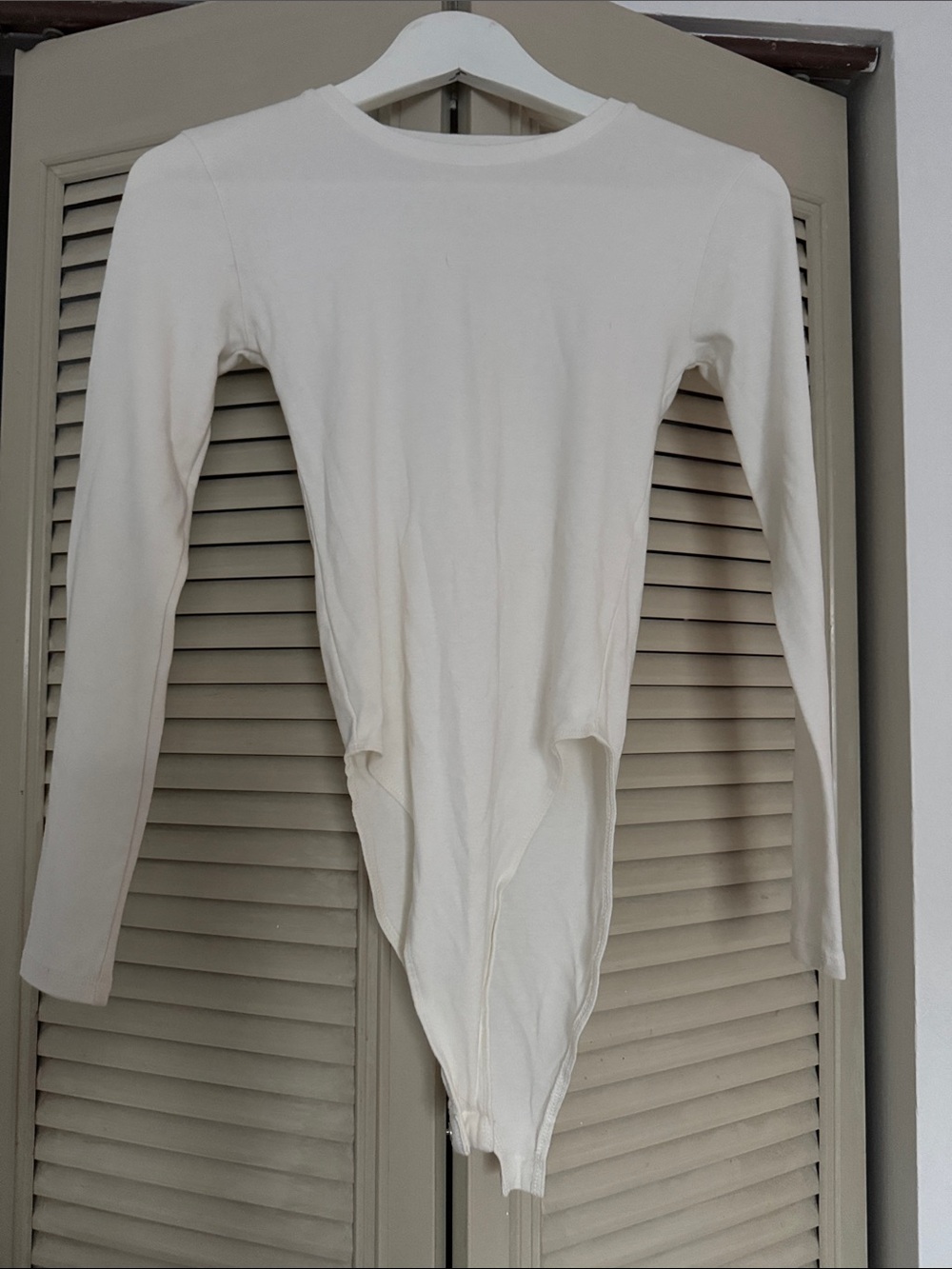 Zara Cream Long-Sleeve Crew Neck Bodysuit